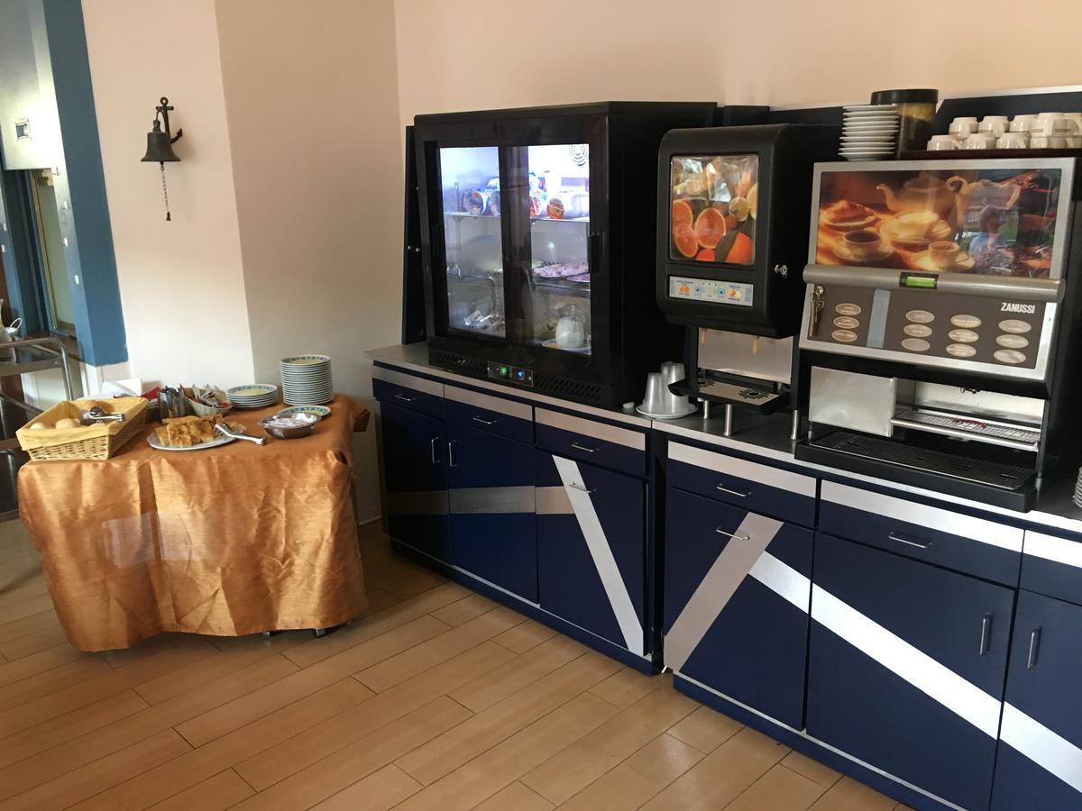Hotel Arma Ristorante Арма-ди-Таджа Экстерьер фото